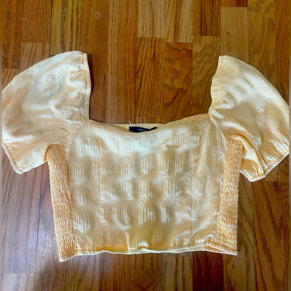 Forever 21 yellow puff sleeve crop top, size mediu